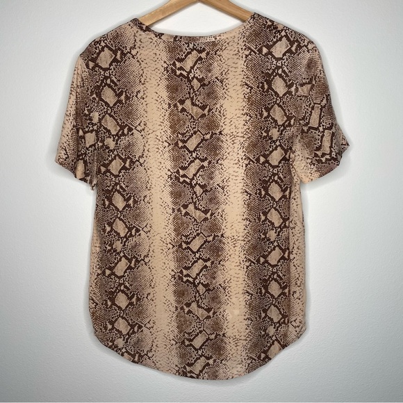 Equipment | Riley Python Tee - Picture 5 of 7